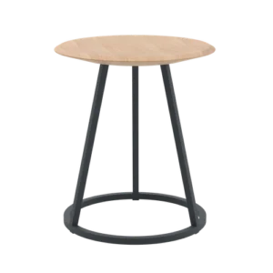 Le tabouret de bar Gustave, d'inspiration Eiffel, allie une structure métallique épurée à une assise en bois circulaire pour un poids étonnement léger. Assise : Chêne massif naturel. Piètement : Métal gris ardoise mat.